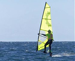 Rob_Foiling_with_4_5.jpg