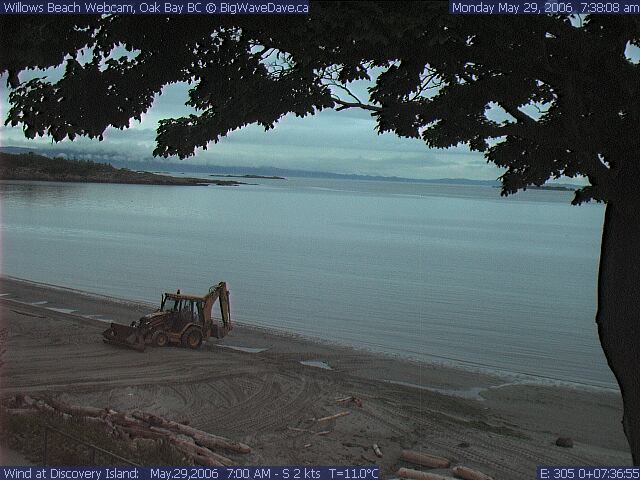 Construction of the artificial reef at Willows
