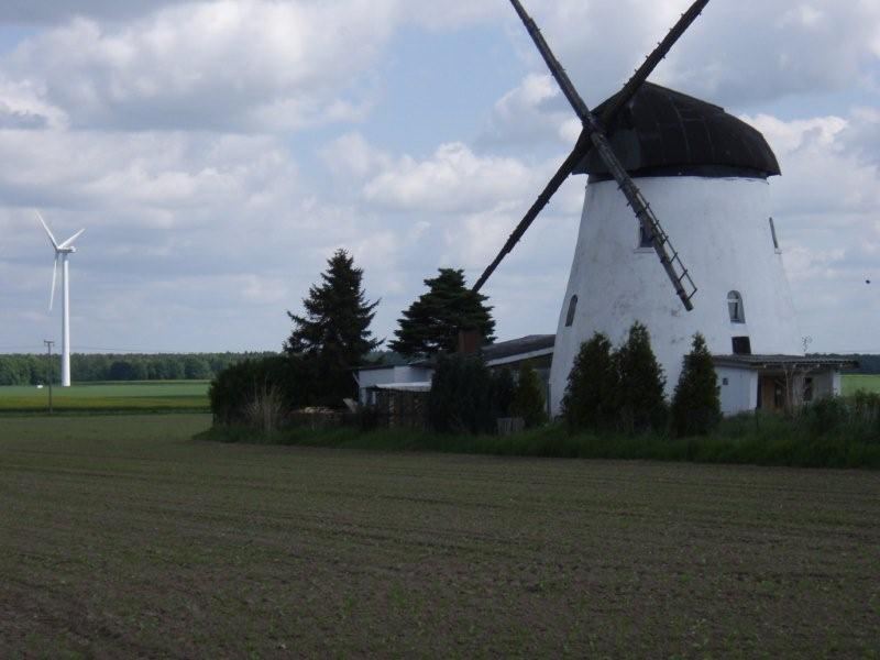 The old and the new
5% of electricity generated by wind and solar, heavily subsidized.  Goal: 10-15%
