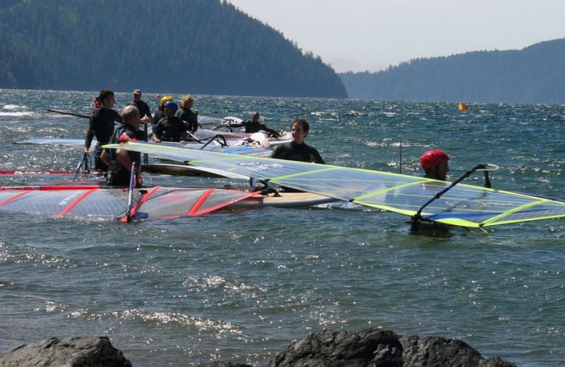 Windfest 2006 - Racers gather for the start.
