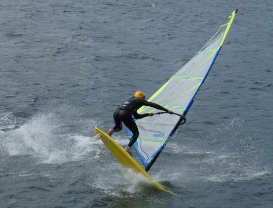 Downwind Dave 1/2 way to ...
Nitinat Lake July 14 2007
