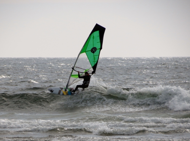 Lip smack (Kus at Bandon, Face Rock)
