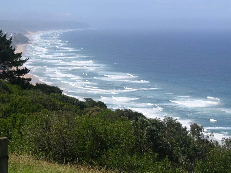 Manzanita?No, it is-Wilderness SA, conistant 18-30 knots side-on in the summer. Has some of the most consistant swell in SA as well.(Paragliders get good ridge soaring on lighter days as well).
