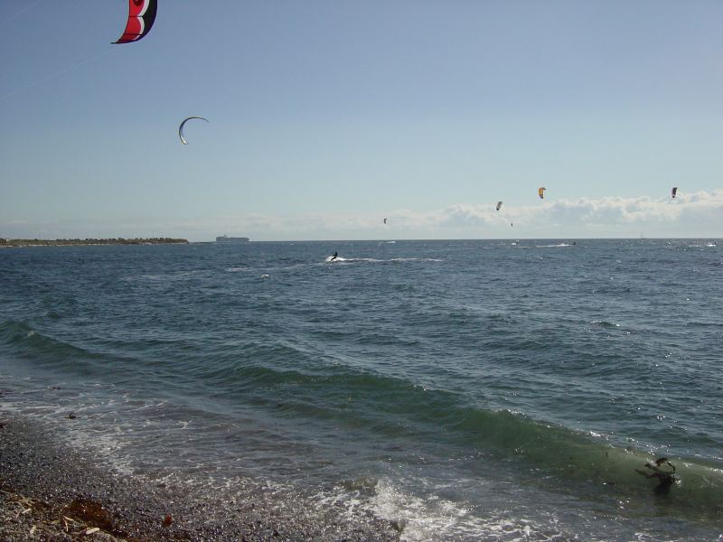 september_2007_kite_and_ring_003~0.JPG