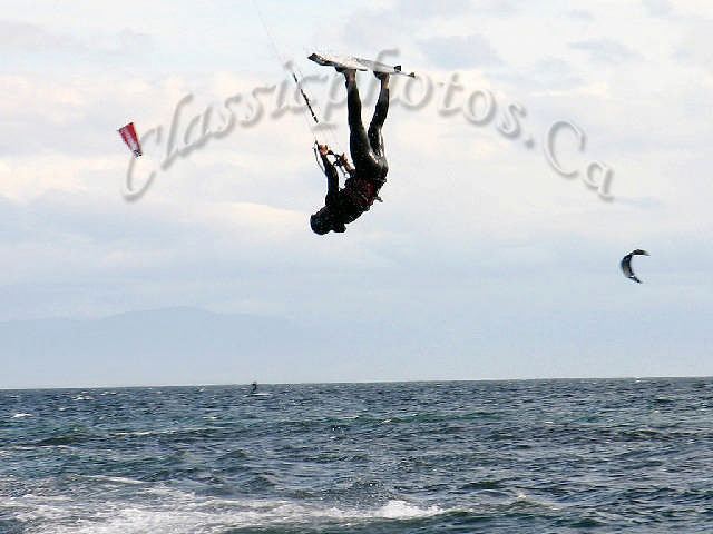 Dallas Road Aug 28 Kite Surfer #6 copy.jpg