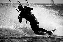 KiteSurfingJune7_62_BW_resize.jpg