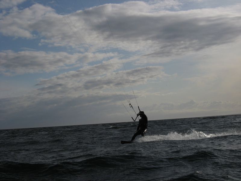 Kiteboarding_August_25_2009_019.JPG