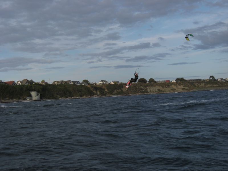 Kiteboarding_August_25_2009_055.JPG