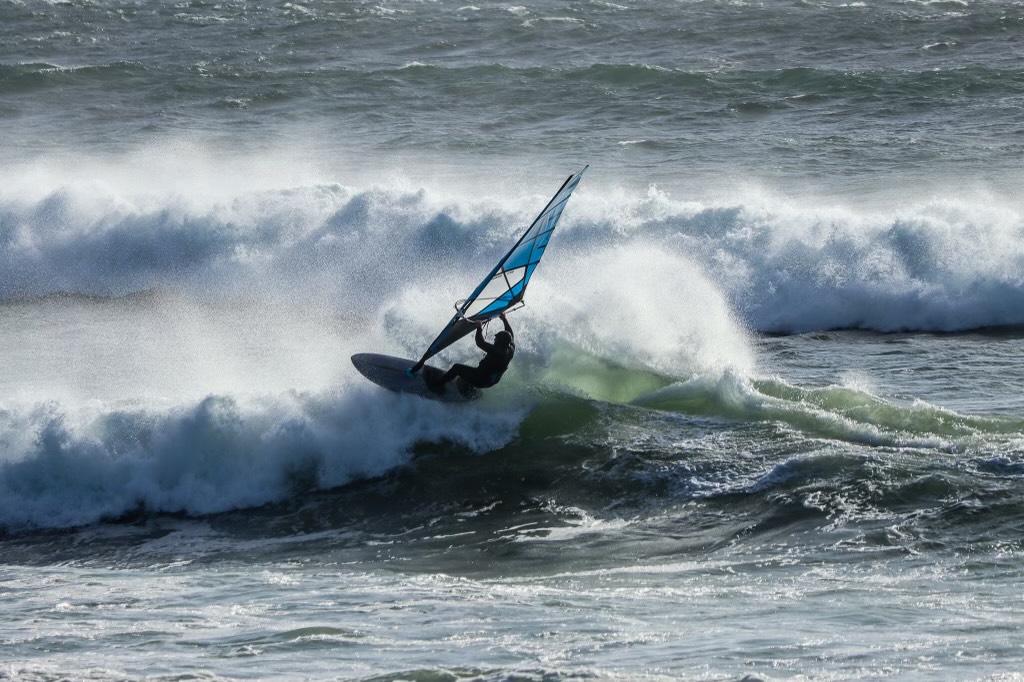 LB Big Monday- birthday waves- Photos by Banfieldave
Finally frontside in the lulls 
