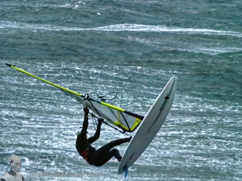 Dec 15, 80 km gusts and a guy on a kiteboard.
With another wing and a rudder and he could have continued the flight.
Keywords: kiteboard jump windy choppy