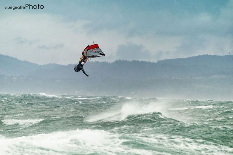 Gone With the Wind
Keywords: Kitesurf Clover Point