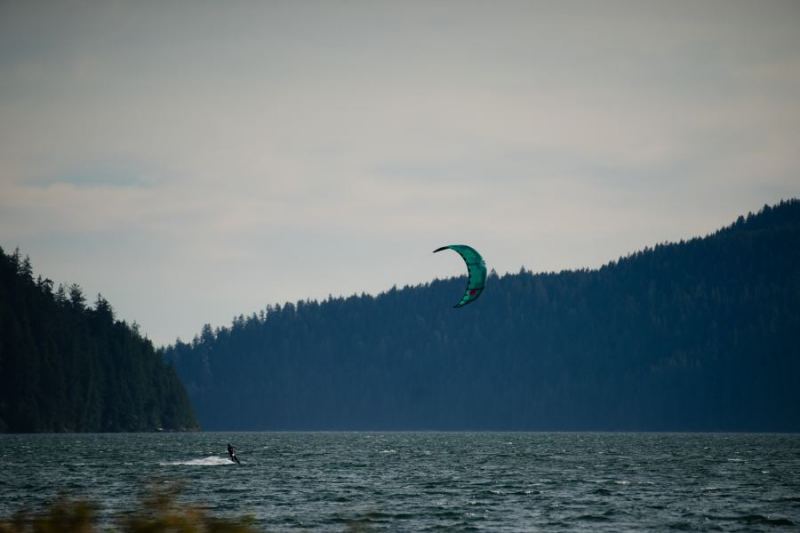 Nitinat Evening Kiter
Smoky evening 2018-08-05
