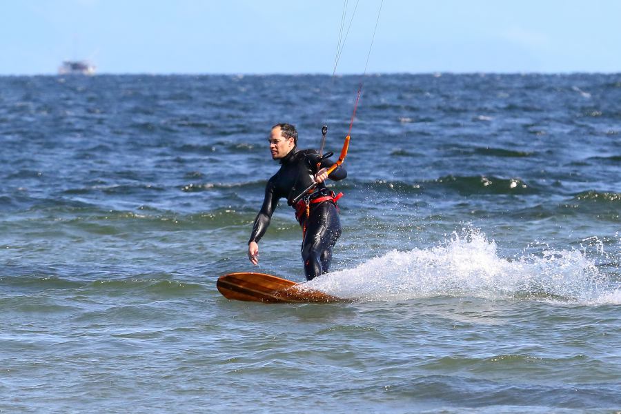 kiteboarding_2.JPG