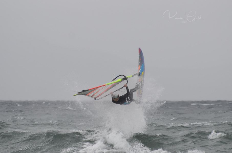 Keywords: Columbia beach goose spit kite surfing wind surfing