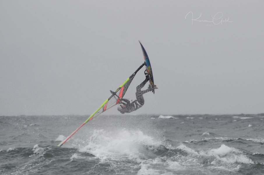 Keywords: Columbia beach goose spit kite surfing wind surfing